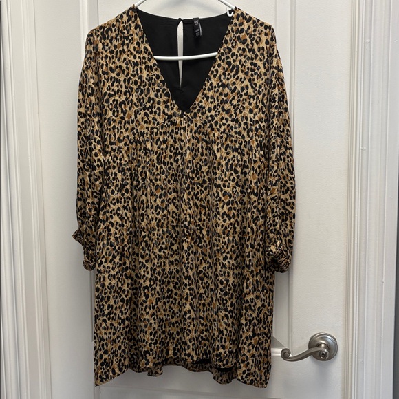 Zara Dresses & Skirts - Zara TRF Cheetah Animal Print Dress Size Medium Lined